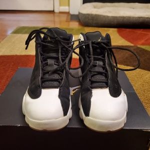 Air Jordan's retro 13 shoes